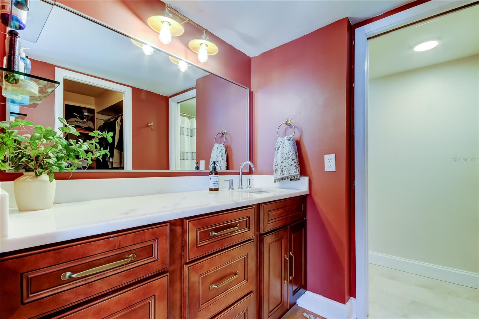 Image 27 of 62 For 2614 Cove Cay Drive 409