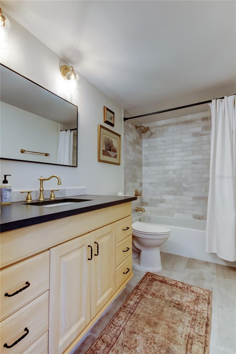 Image 35 of 62 For 2614 Cove Cay Drive 409