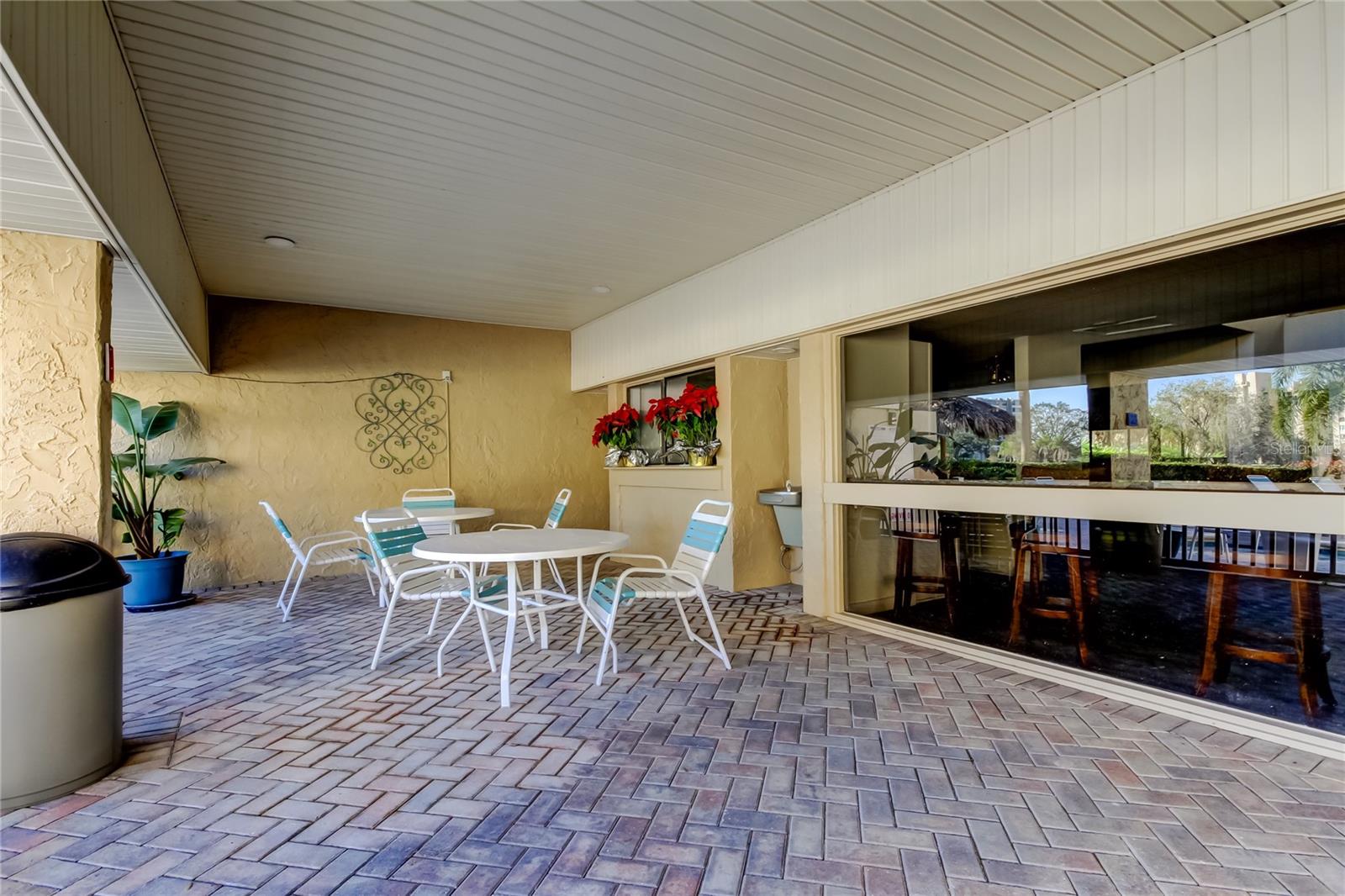 Image 42 of 62 For 2614 Cove Cay Drive 409