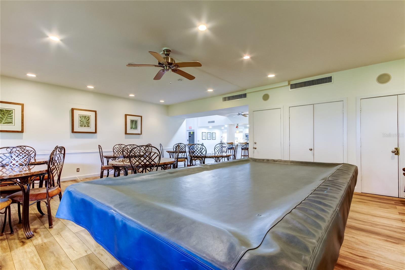 Image 50 of 62 For 2614 Cove Cay Drive 409