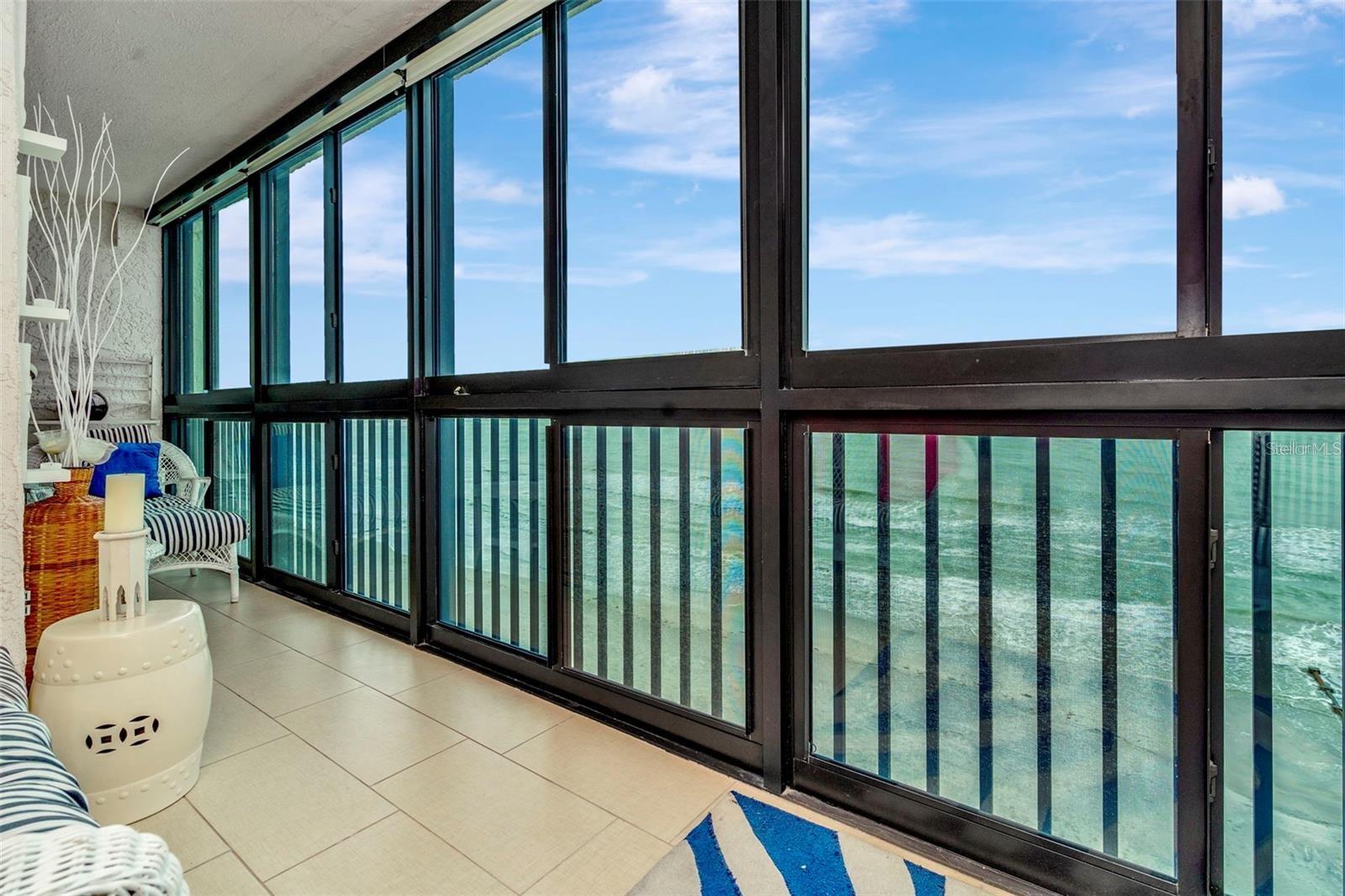 Image 17 of 35 For 15462 Gulf Boulevard 508