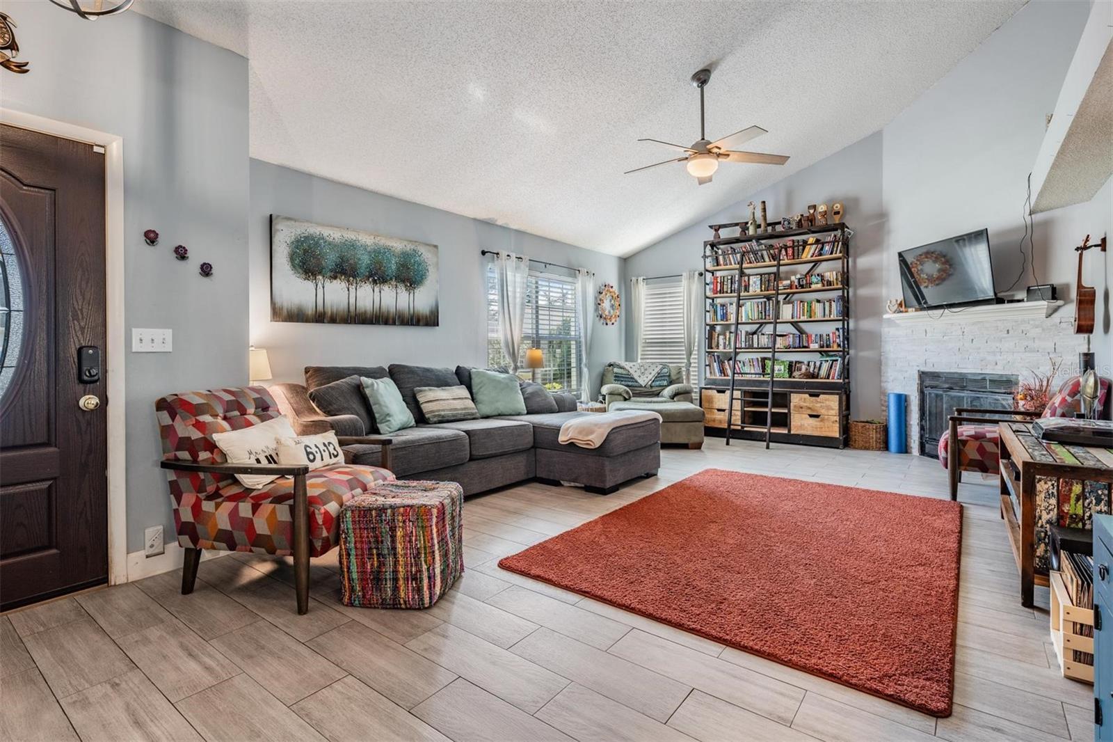 Image 4 of 37 For 1215 Tuxford Drive
