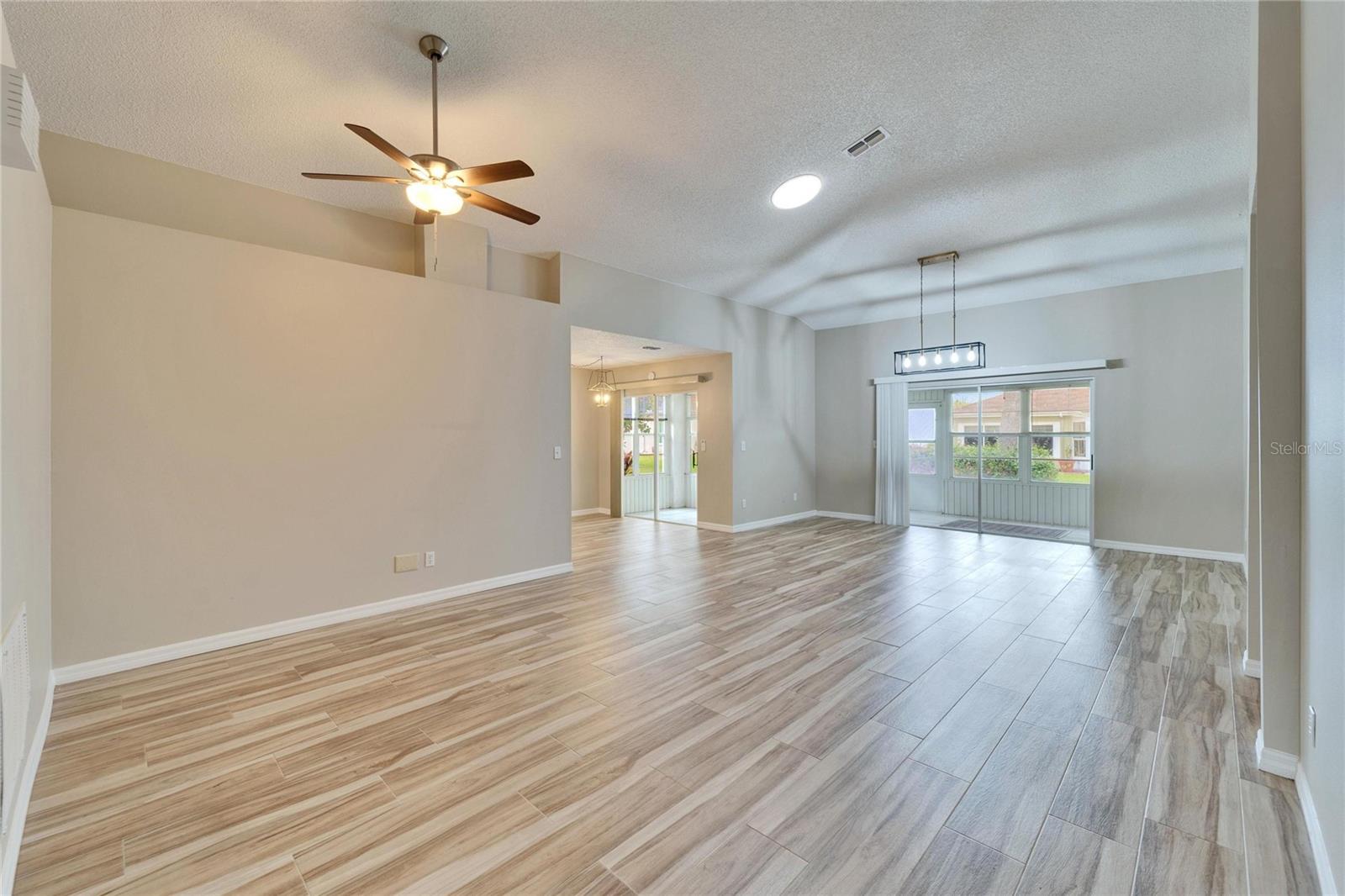Image 12 of 42 For 2222 Mayfield Palms Lane 322