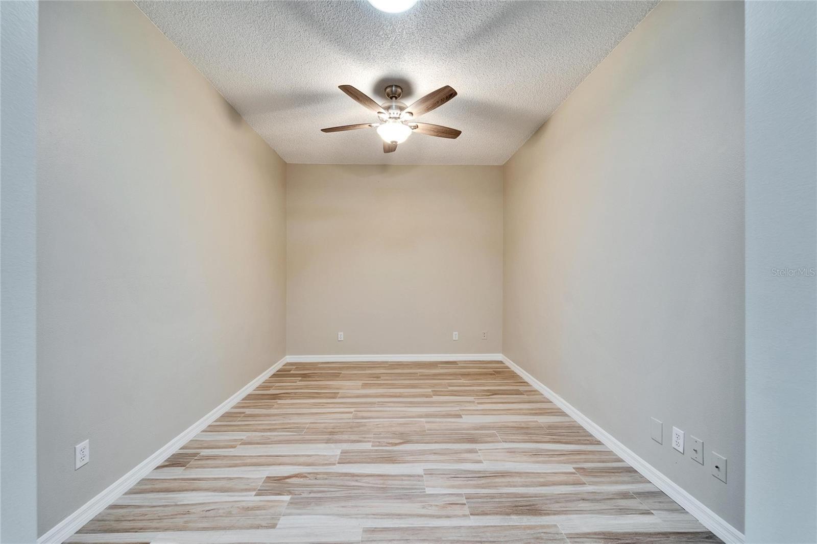 Image 14 of 42 For 2222 Mayfield Palms Lane 322