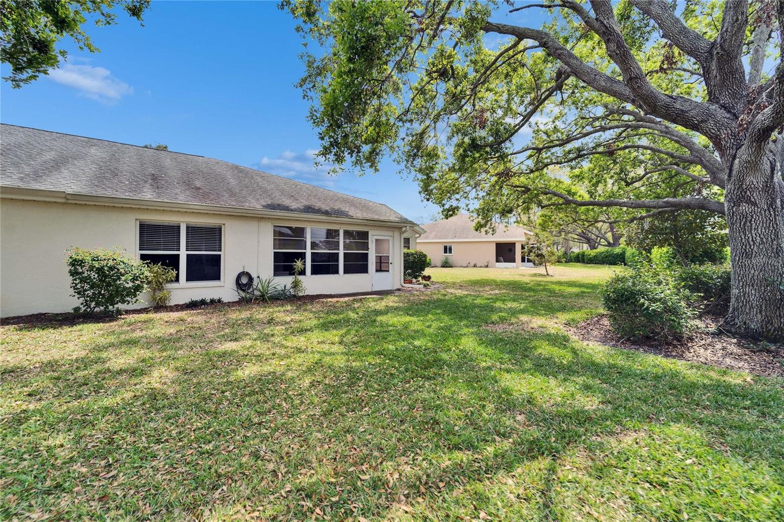 Image 6 of 42 For 2222 Mayfield Palms Lane 322