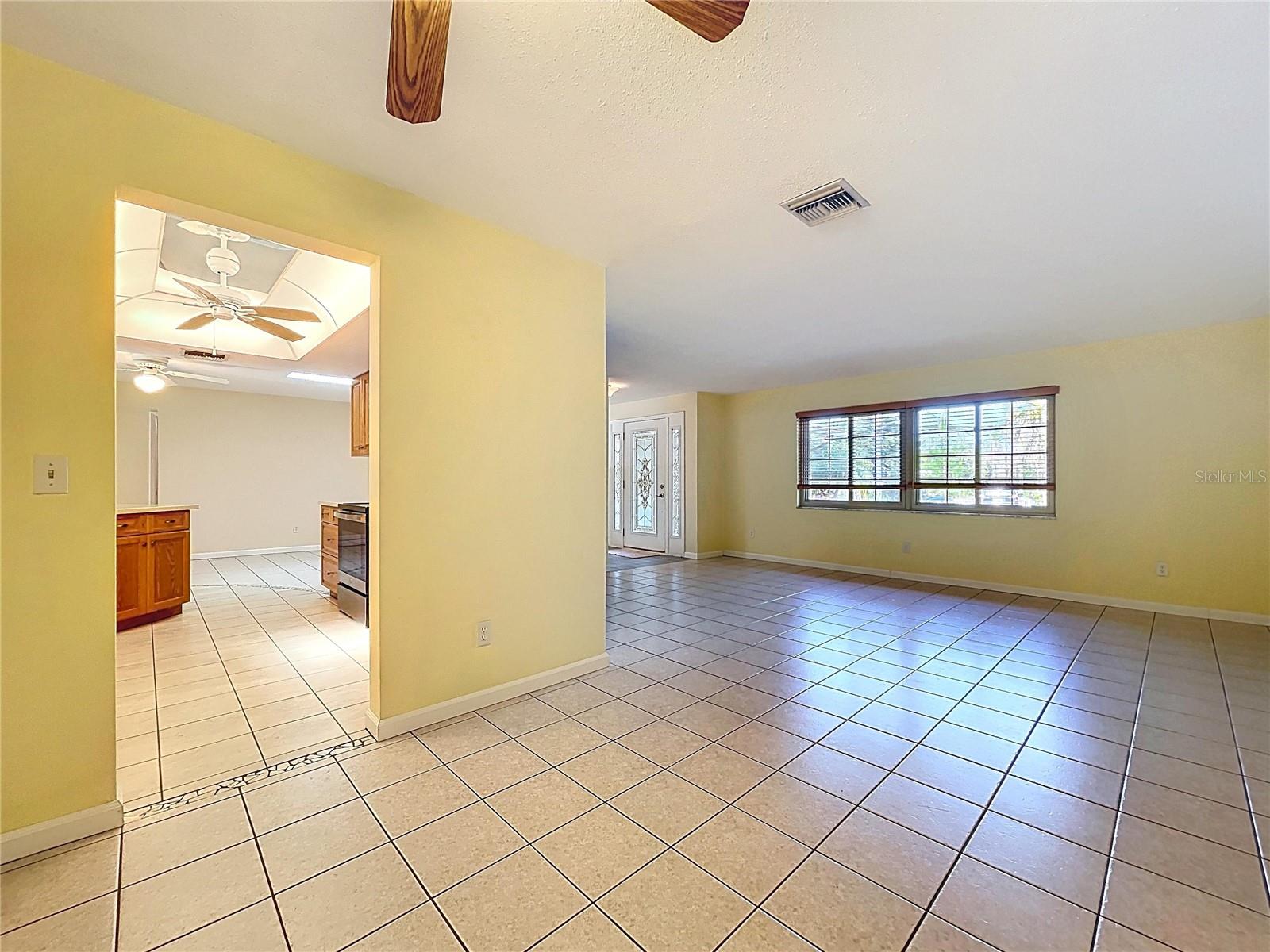 Image 15 of 75 For 232 Pinecrest Drive