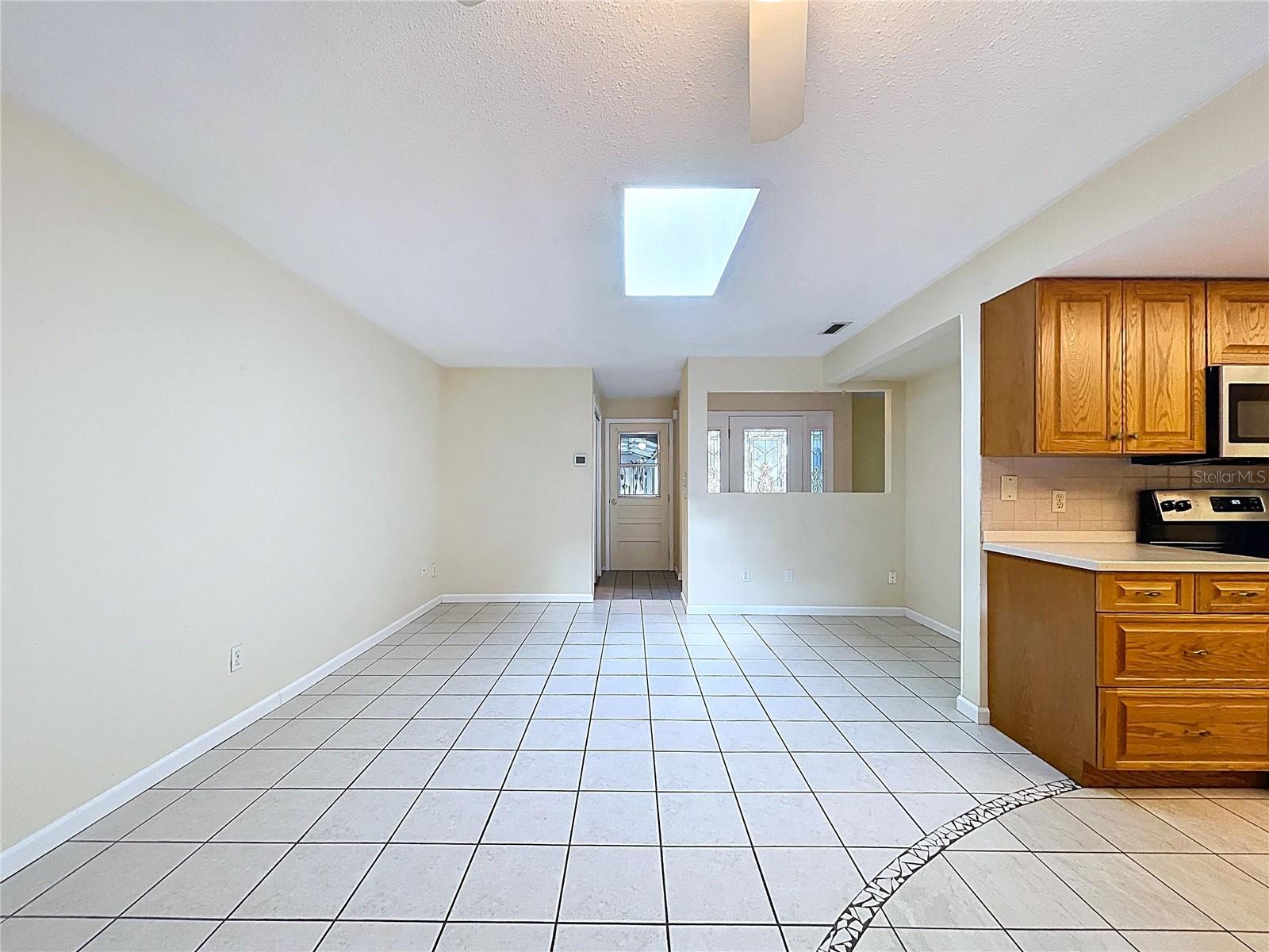 Image 20 of 75 For 232 Pinecrest Drive