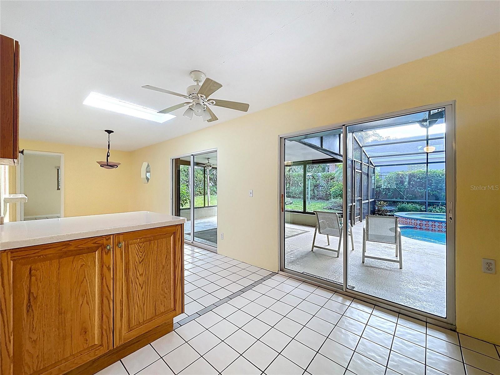 Image 28 of 75 For 232 Pinecrest Drive