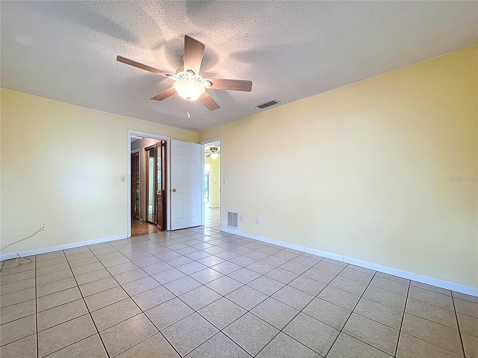 Image 48 of 75 For 232 Pinecrest Drive