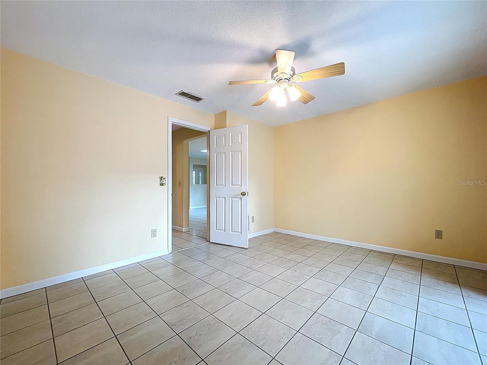 Image 58 of 75 For 232 Pinecrest Drive
