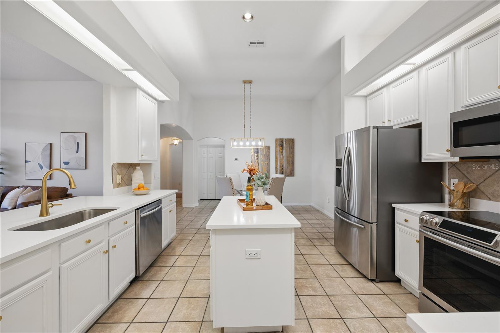 Image 10 of 41 For 10232 Estuary Drive