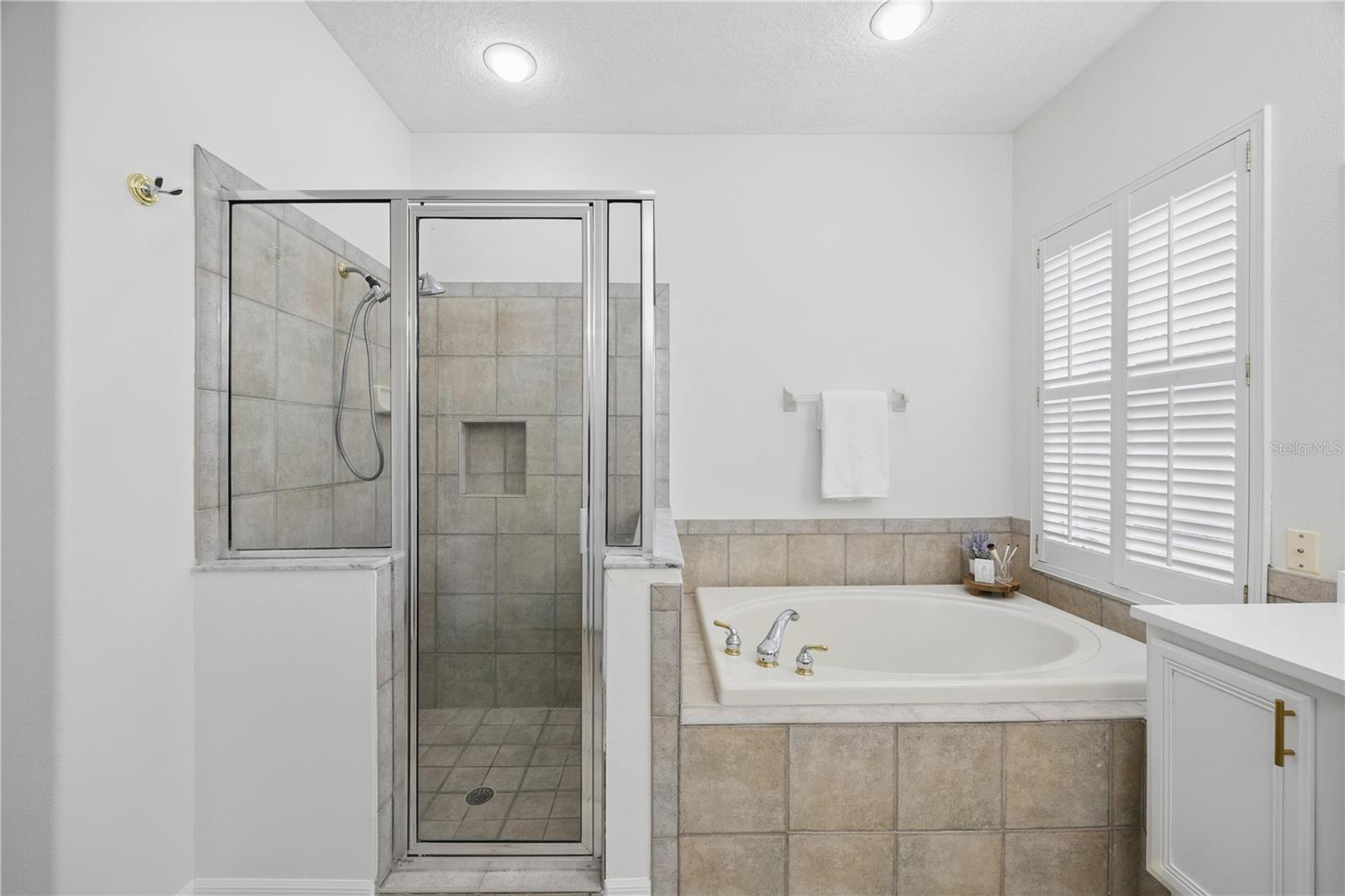 Image 21 of 41 For 10232 Estuary Drive
