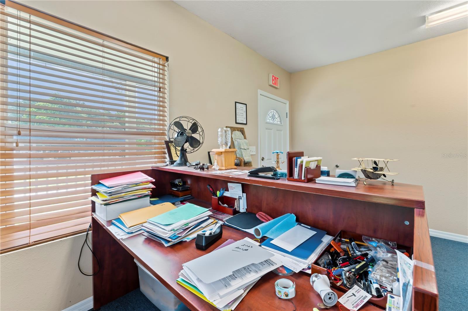 Listing photo id 7 for 514 Limona Road