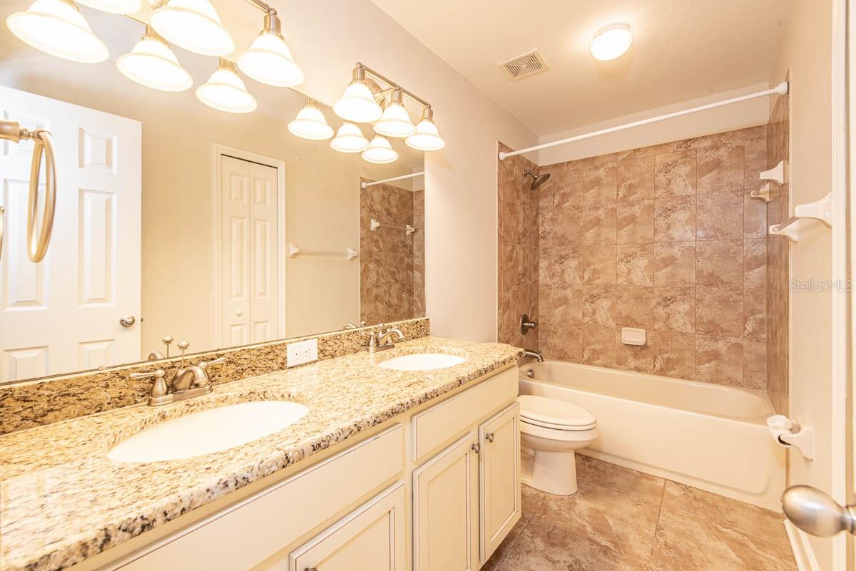 Image 23 of 35 For 16226 Bayberry View Drive