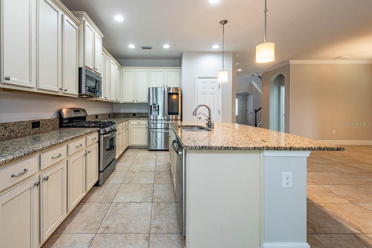 Image 5 of 35 For 16226 Bayberry View Drive