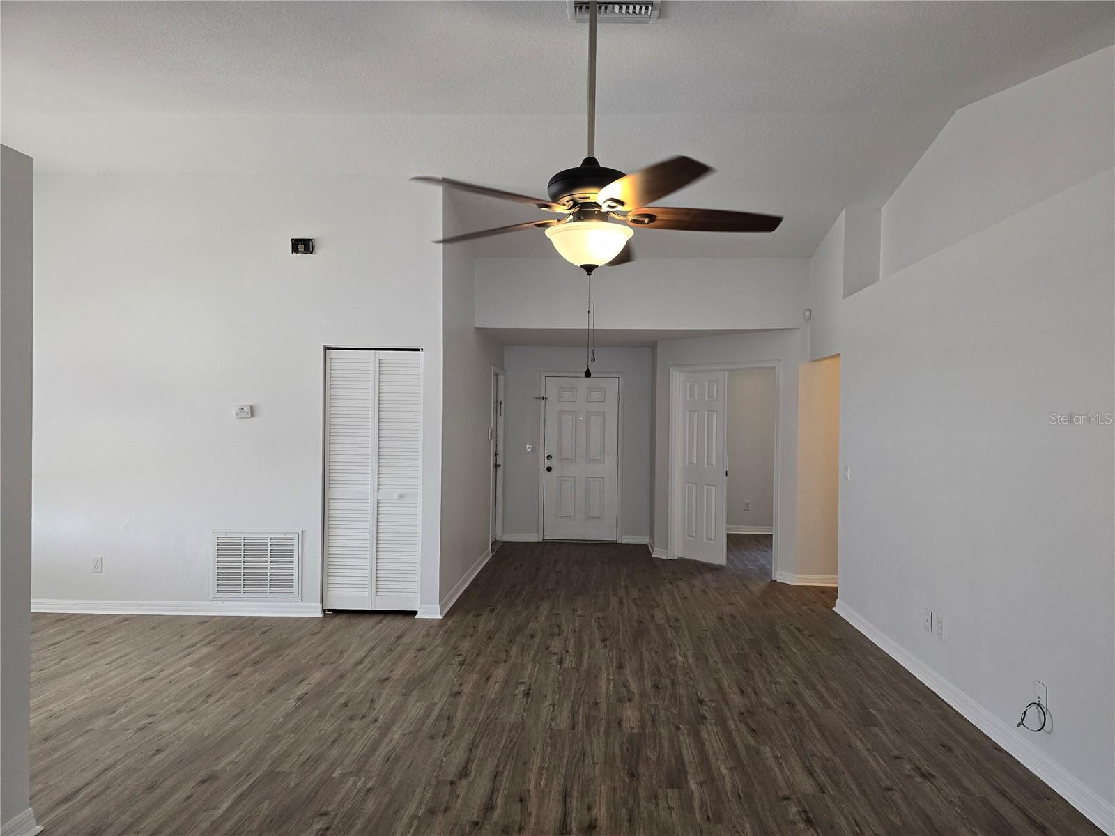 Image 3 of 19 For 717 Chilt Drive