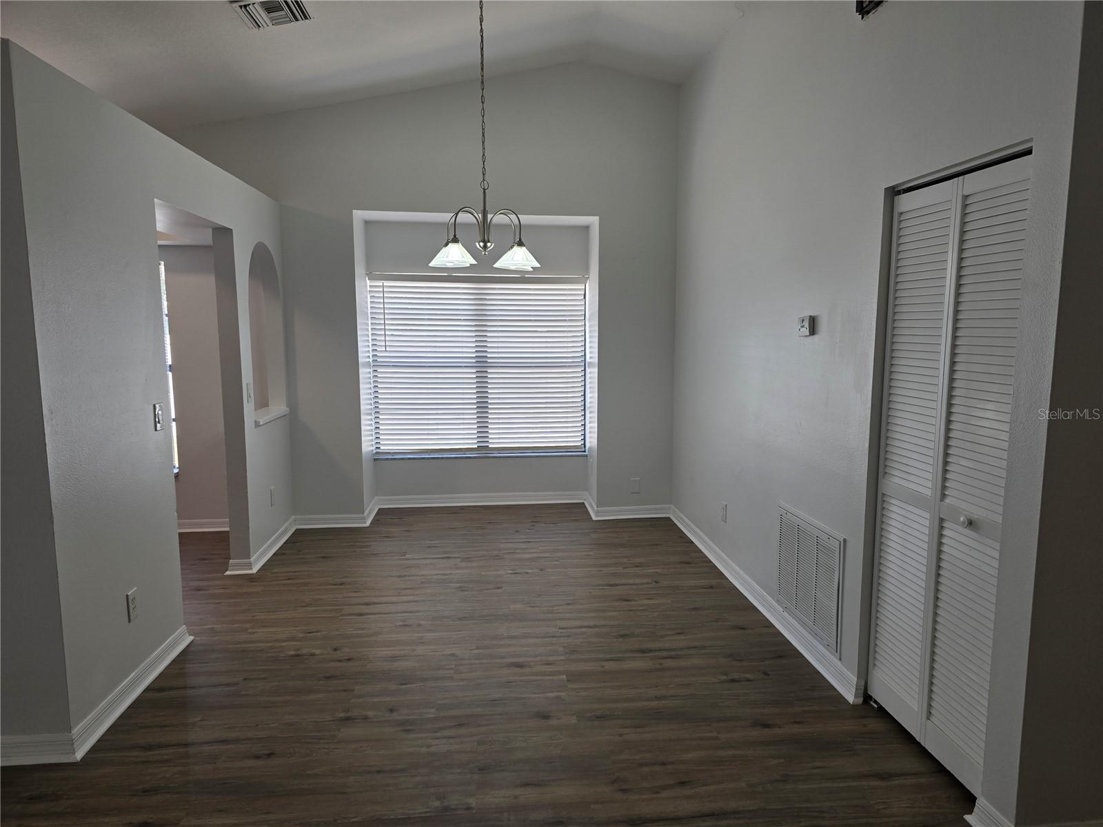 Image 4 of 19 For 717 Chilt Drive