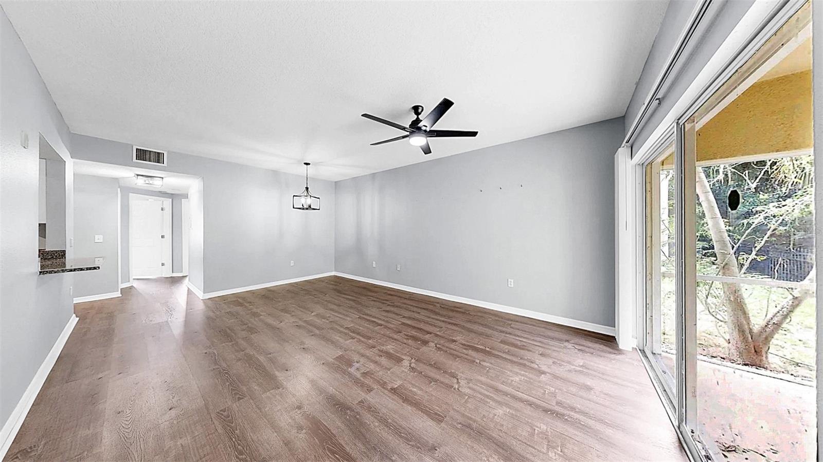 Image 20 of 46 For 6439 Cypressdale Drive 101