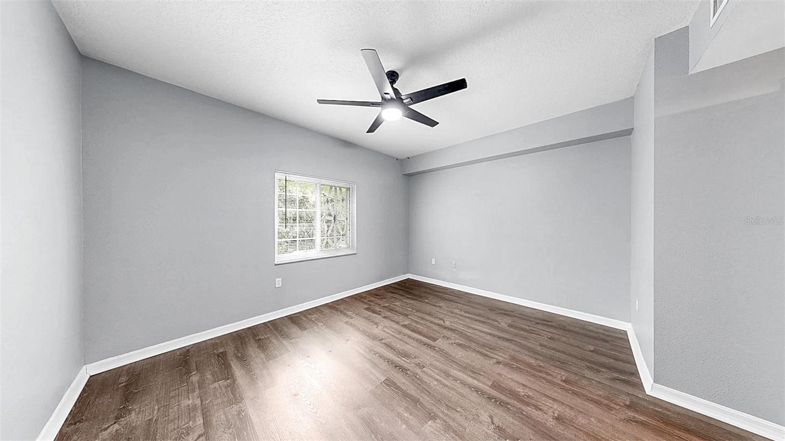 Image 26 of 46 For 6439 Cypressdale Drive 101