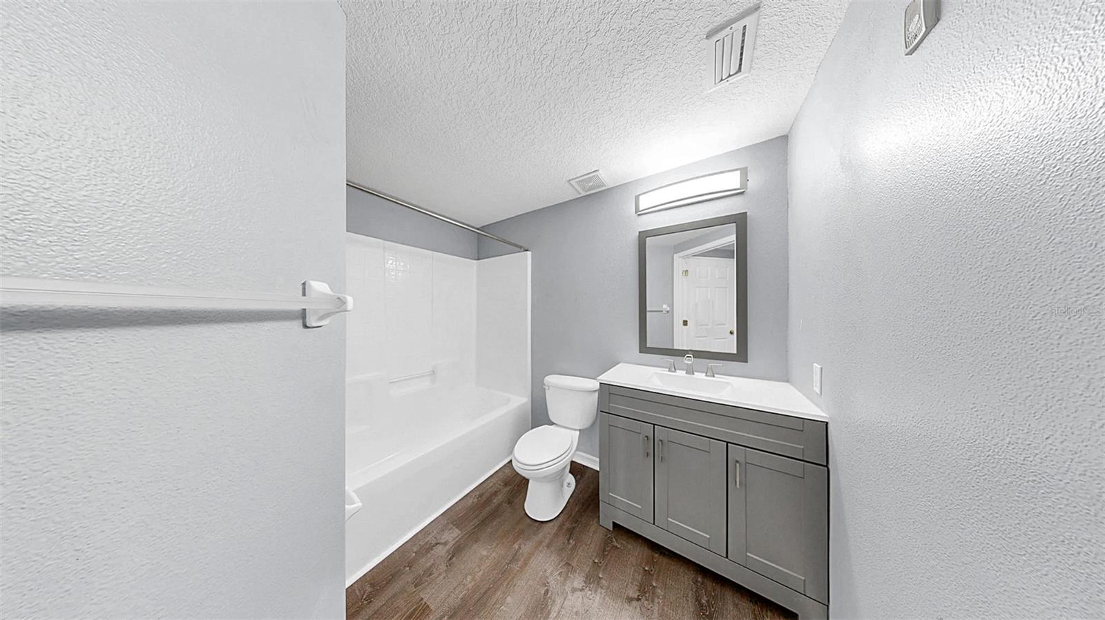 Image 30 of 46 For 6439 Cypressdale Drive 101