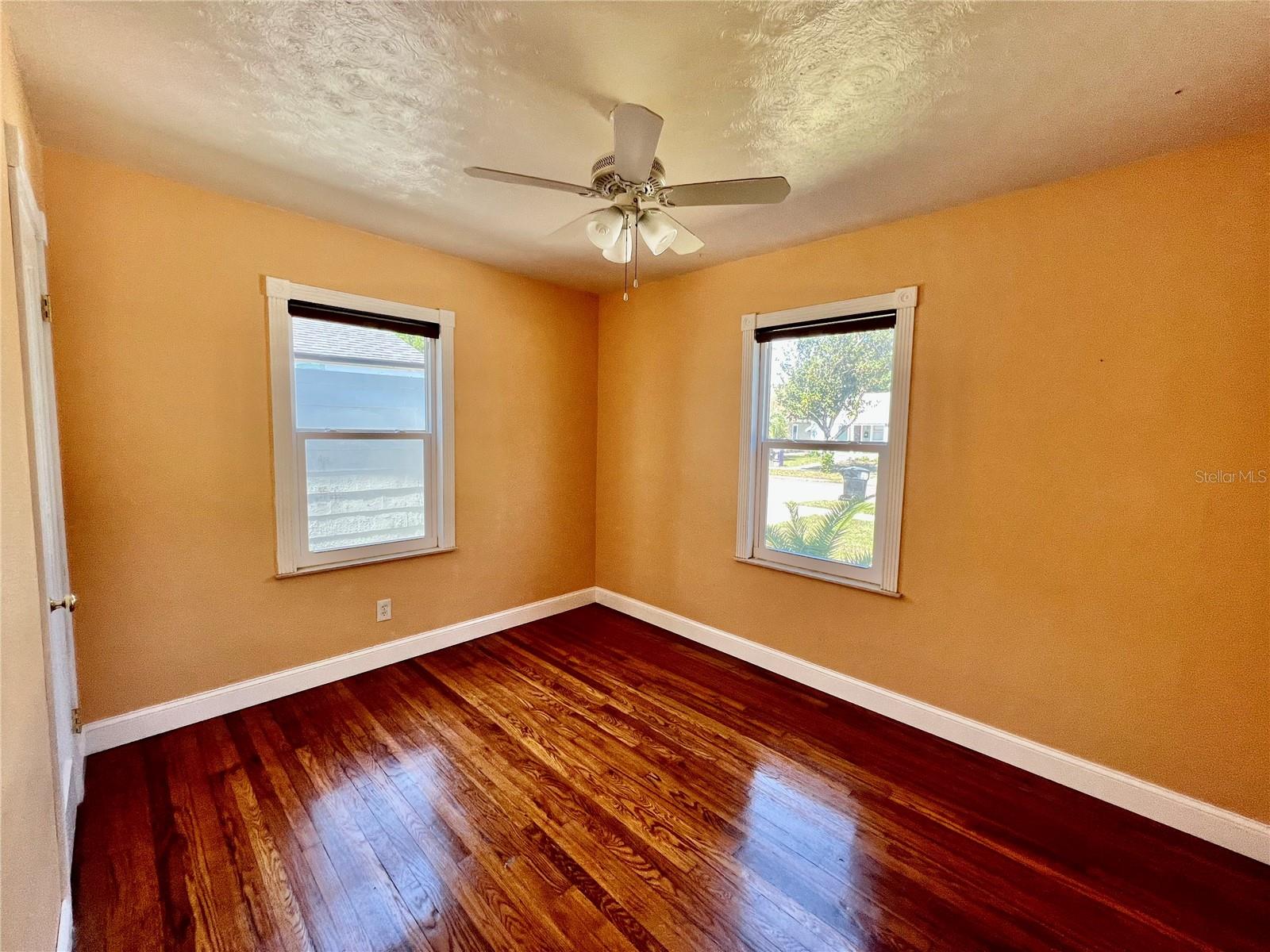 Image 18 of 25 For 3110 10th Avenue N