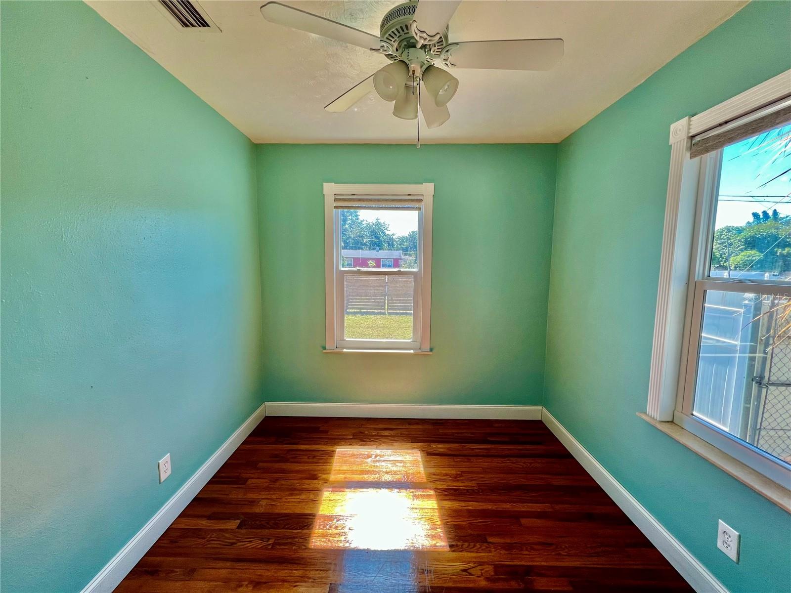 Image 20 of 25 For 3110 10th Avenue N
