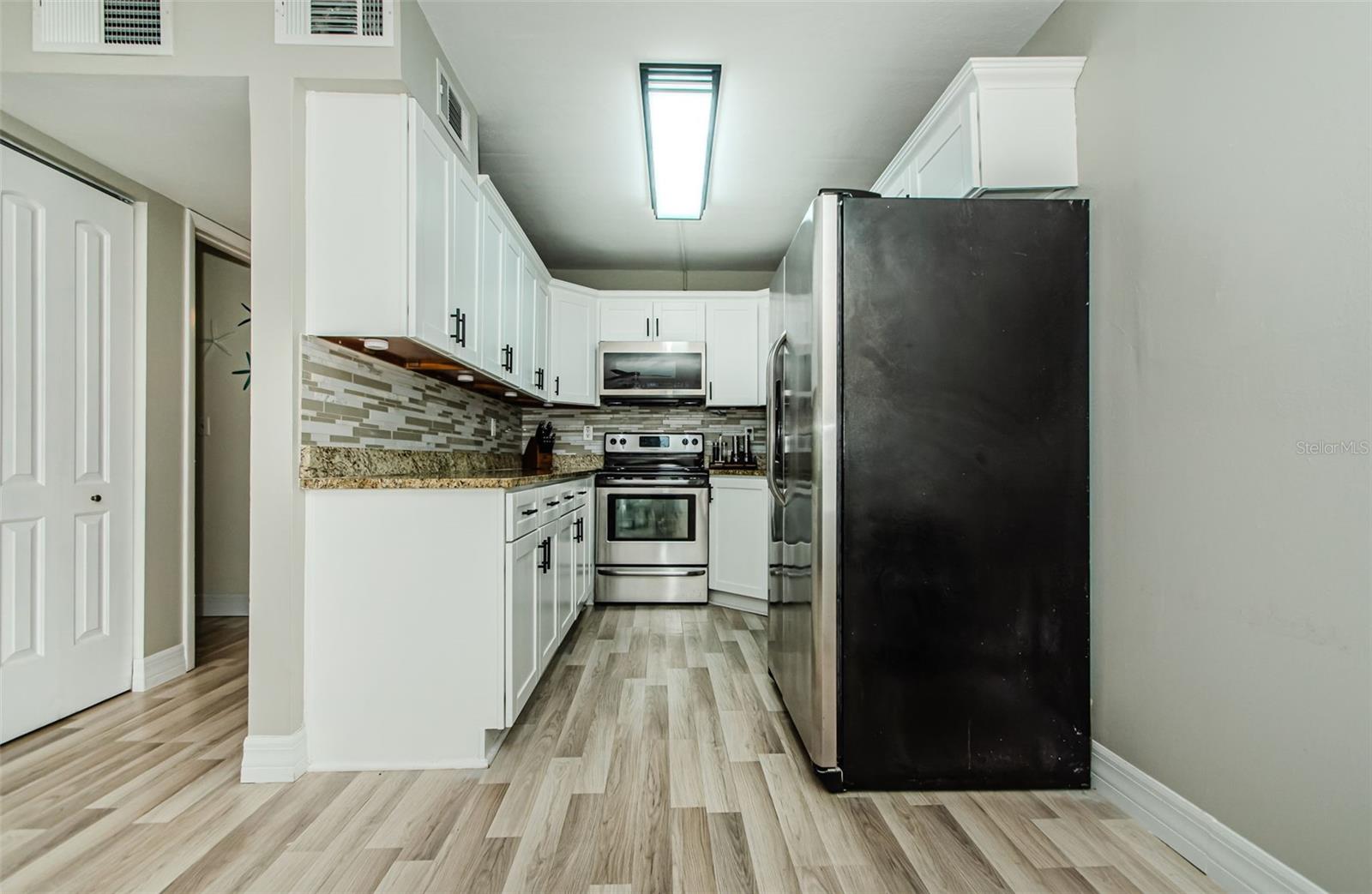 Image 13 of 40 For 1290 Pine Ridge Circle E G1