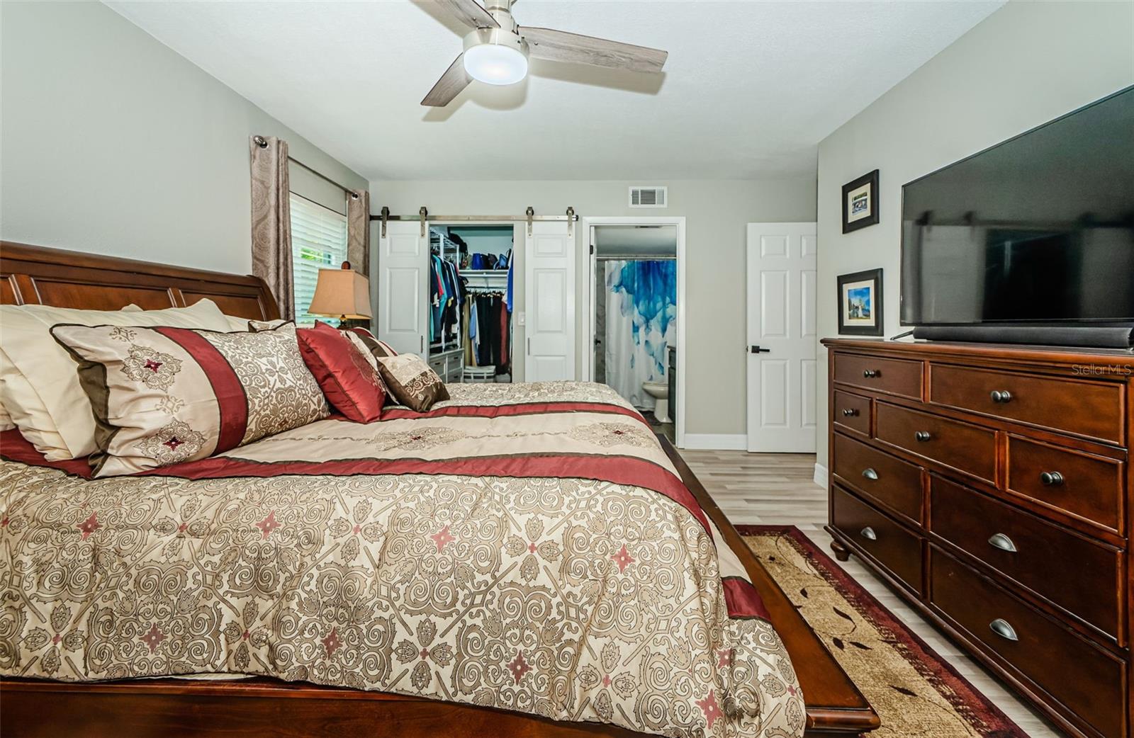 Image 16 of 40 For 1290 Pine Ridge Circle E G1