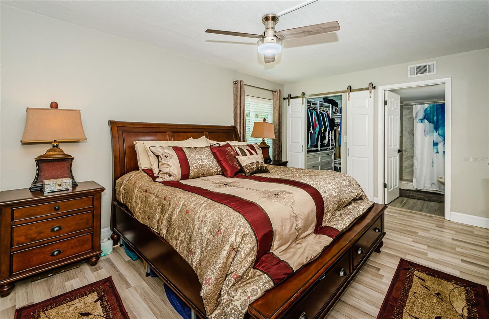 Image 18 of 40 For 1290 Pine Ridge Circle E G1