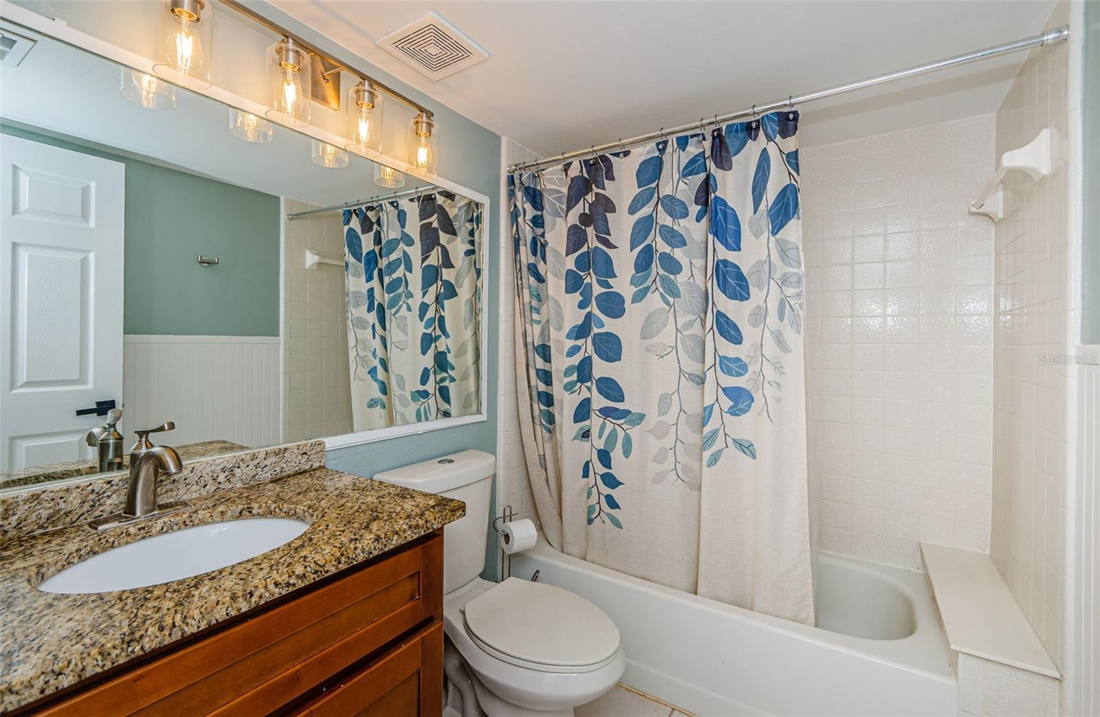 Image 25 of 40 For 1290 Pine Ridge Circle E G1