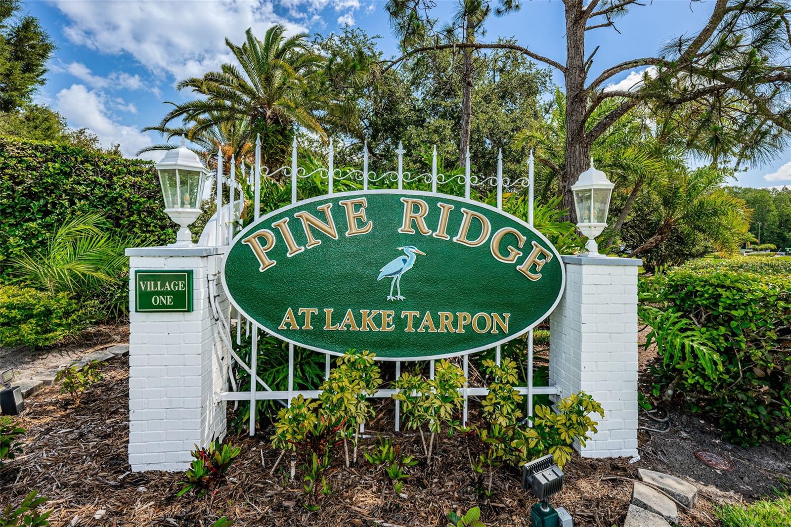 Image 33 of 40 For 1290 Pine Ridge Circle E G1