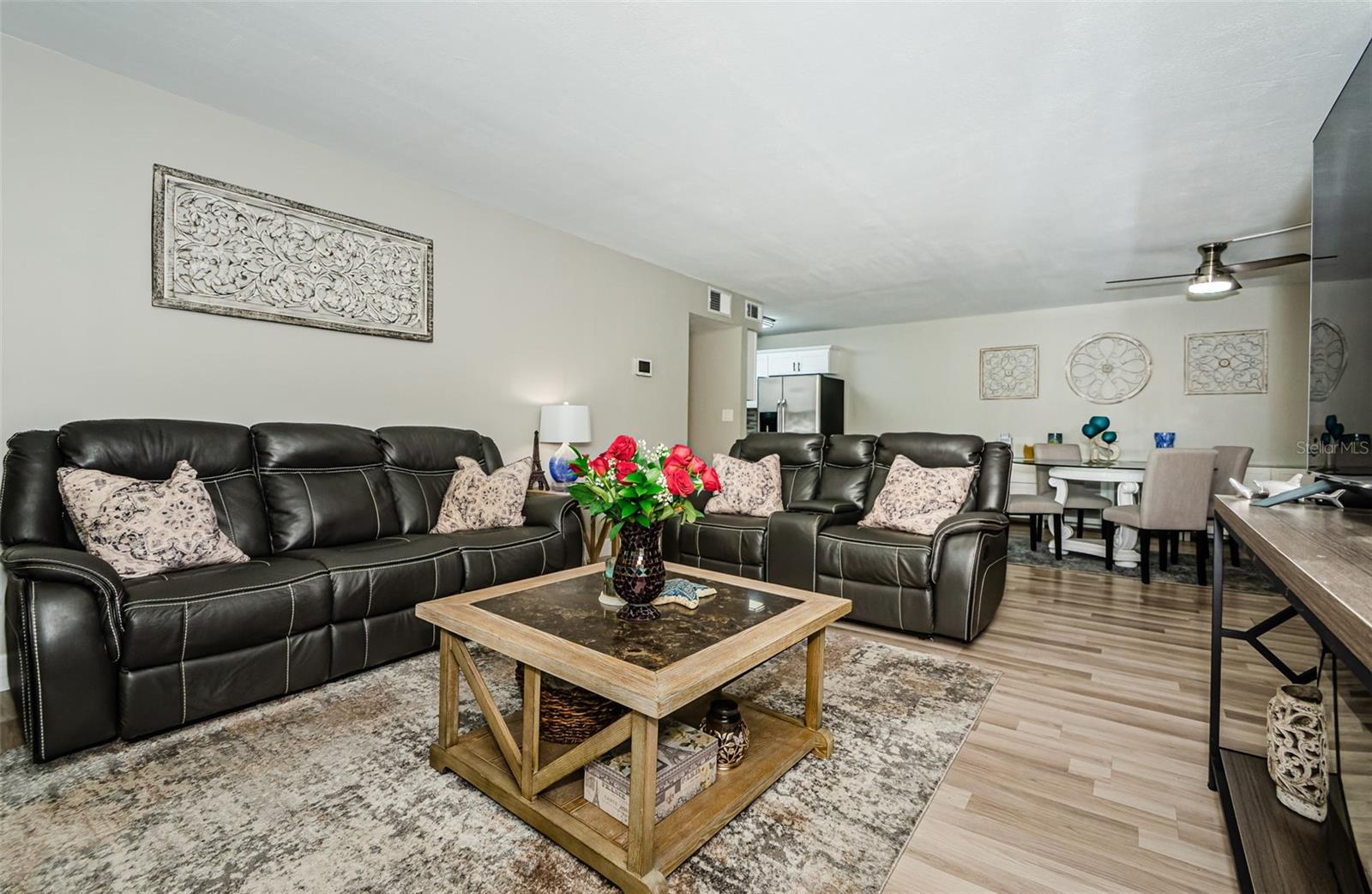 Image 8 of 40 For 1290 Pine Ridge Circle E G1