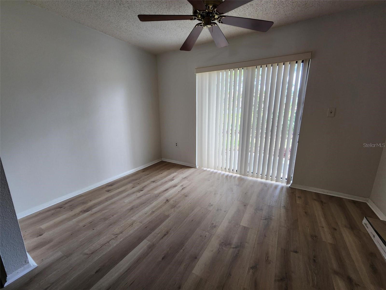 Image 13 of 17 For 13250 Ridge Road 9-3