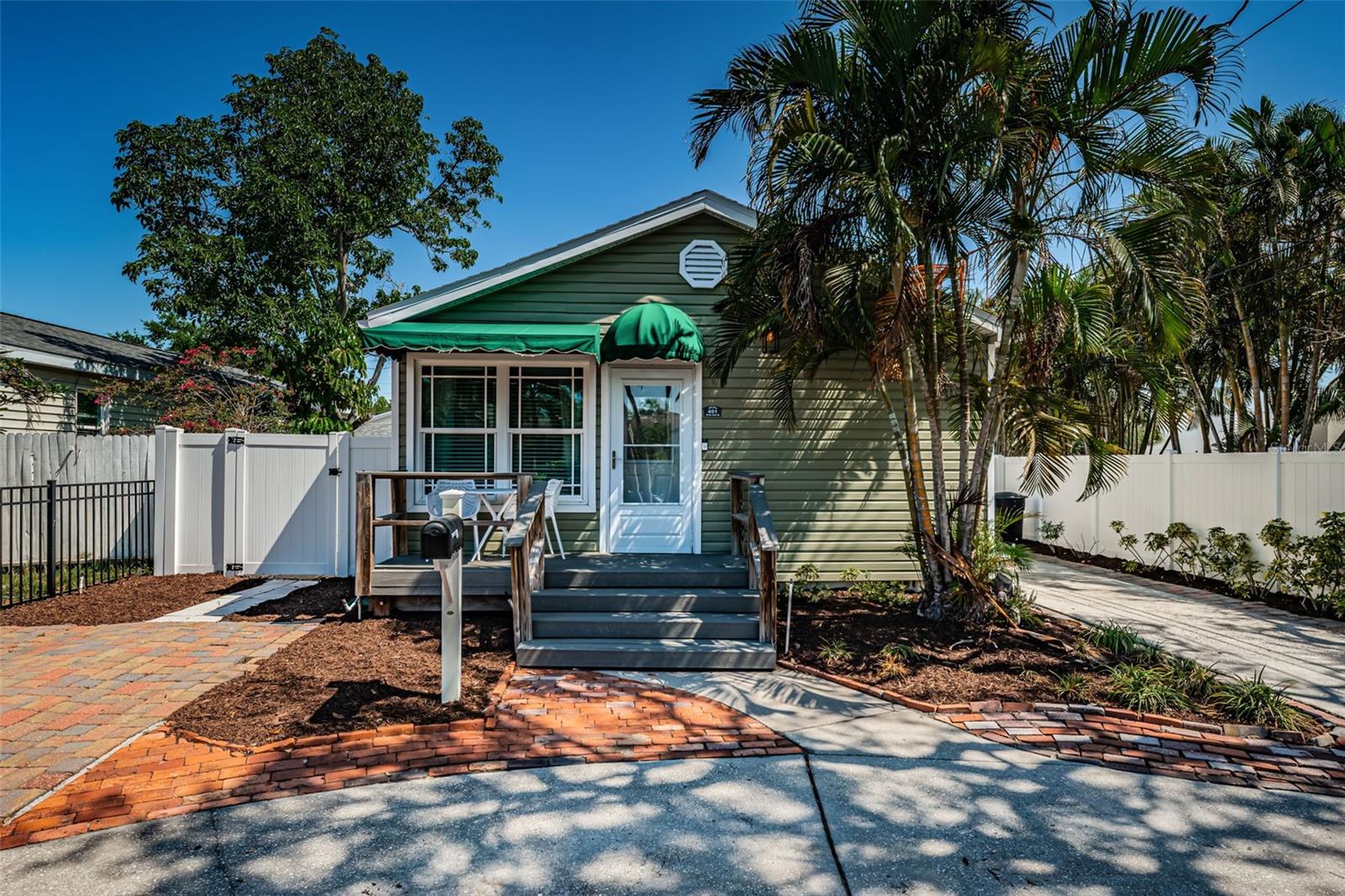 Details for 451 27th Avenue N, ST PETERSBURG, FL 33704