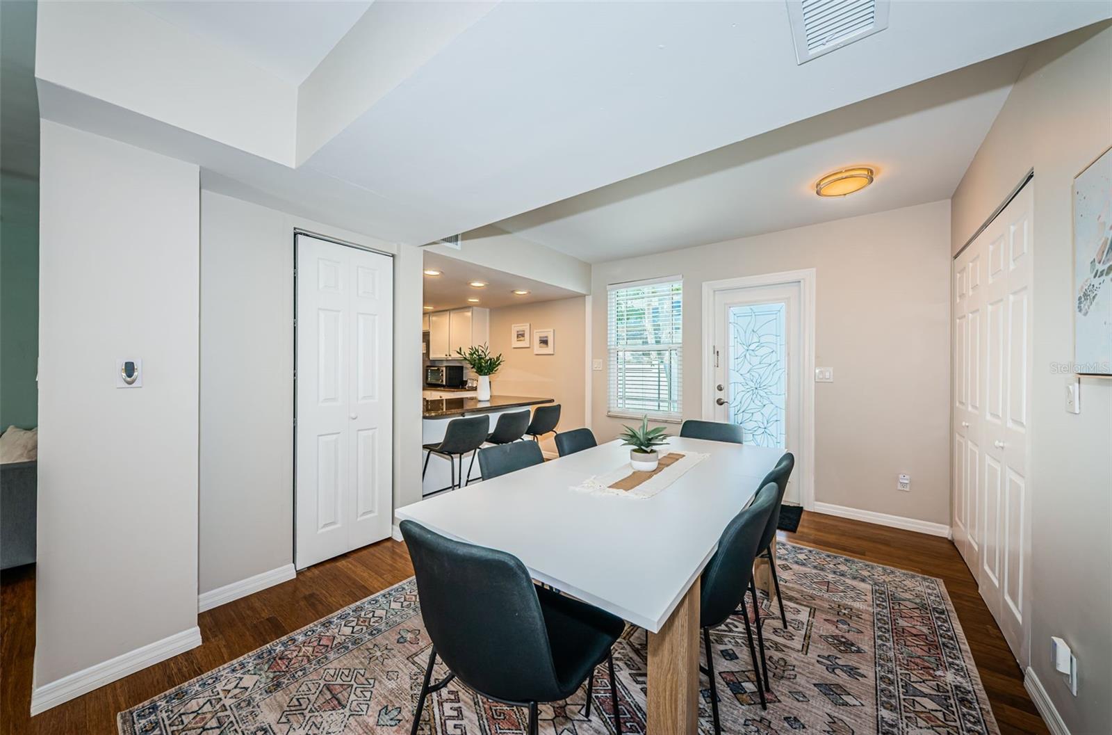 Image 17 of 40 For 451 27th Avenue N