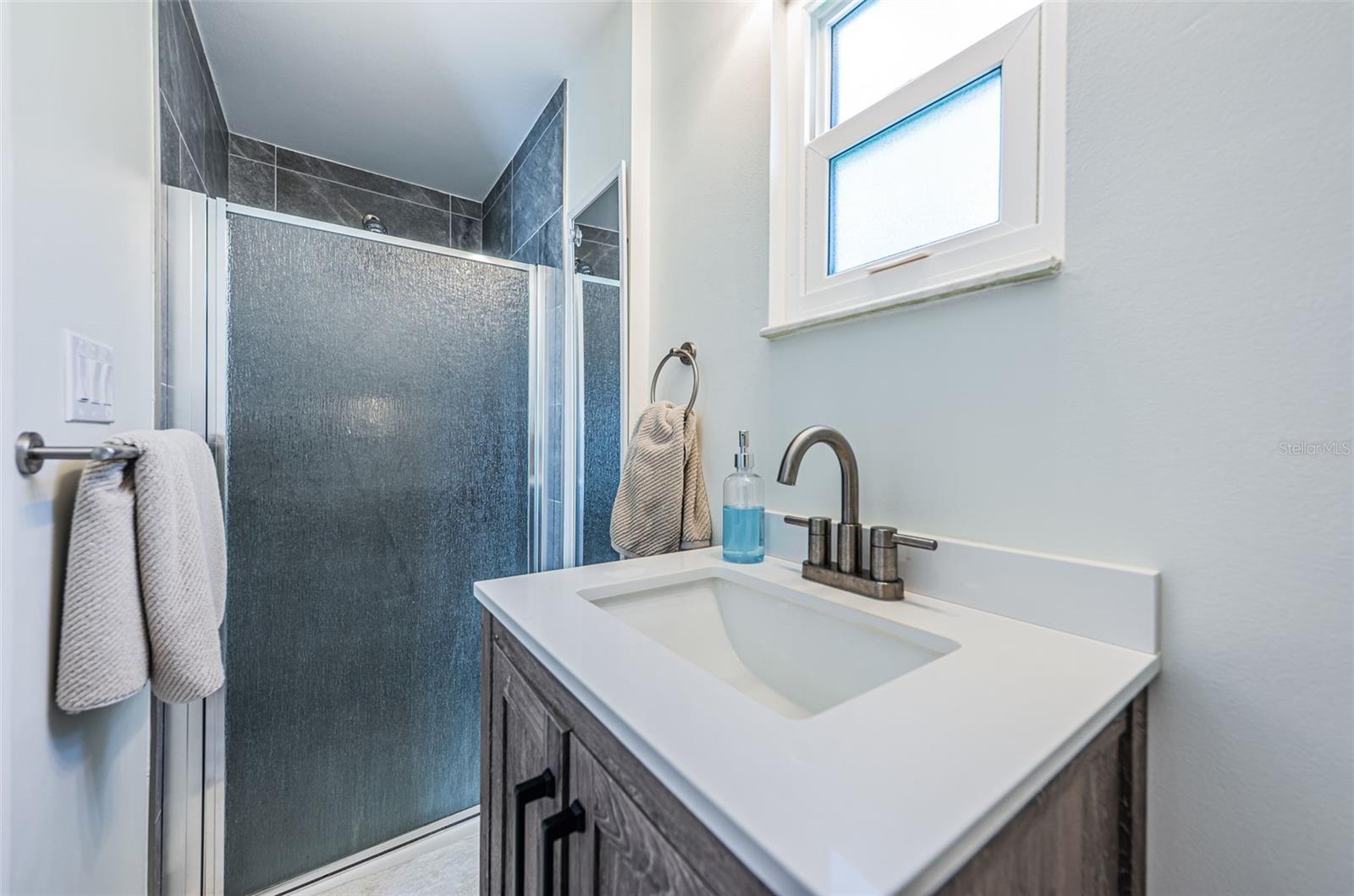 Image 30 of 40 For 451 27th Avenue N