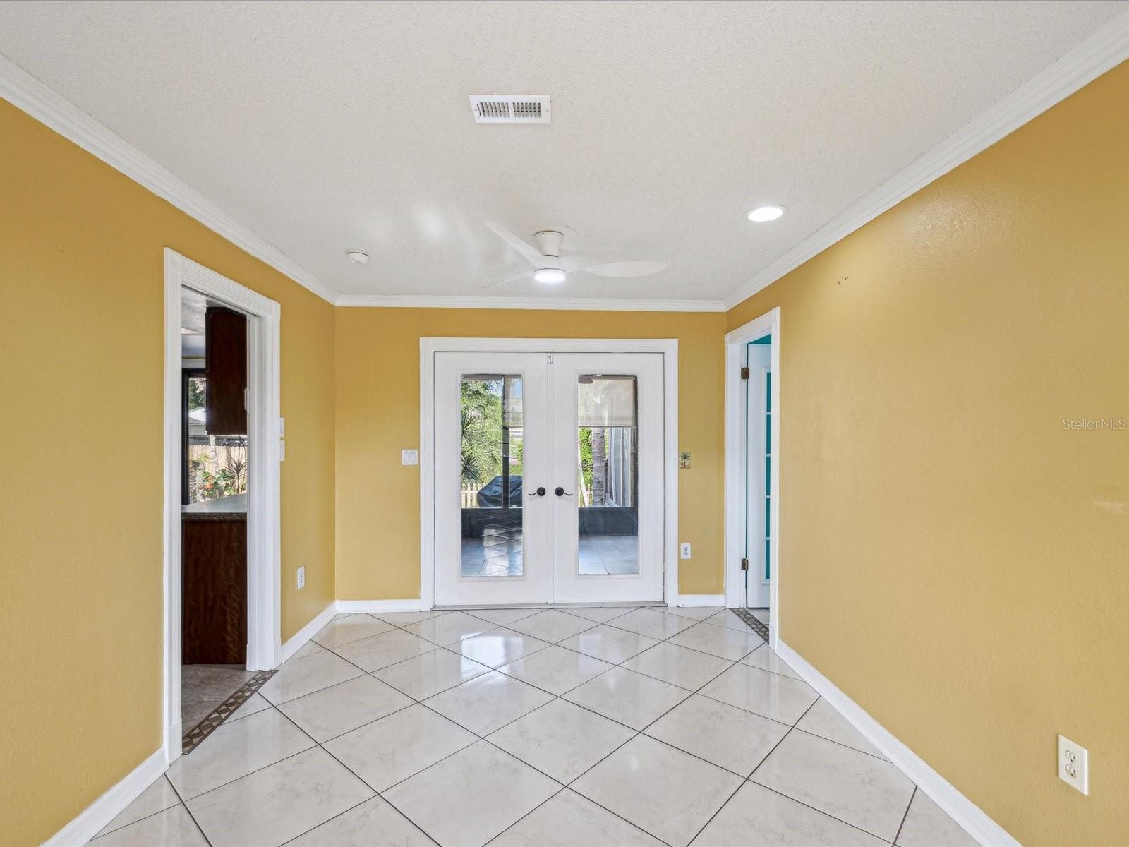 Image 11 of 52 For 4519 Swallowtail Drive