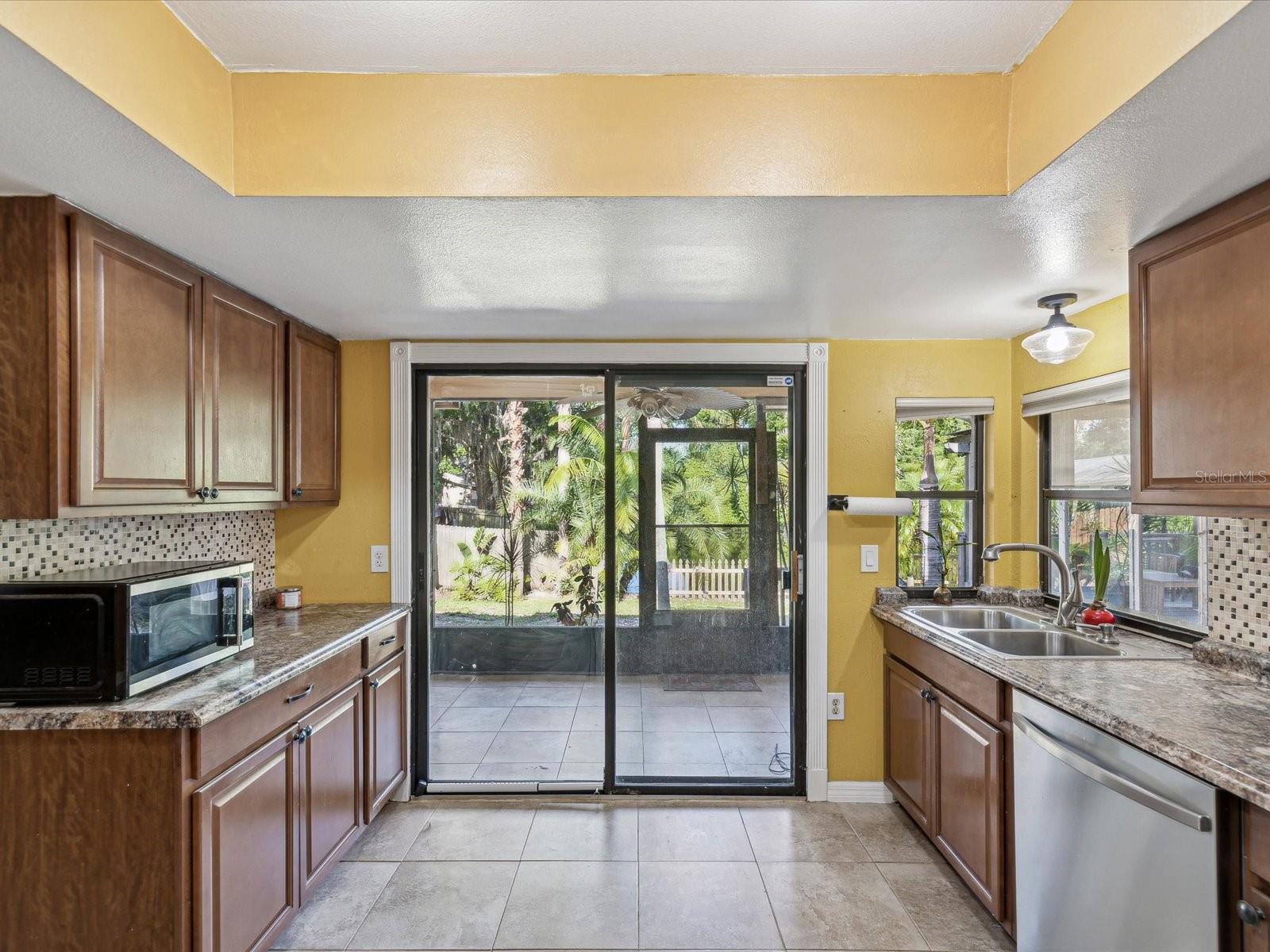 Image 15 of 52 For 4519 Swallowtail Drive