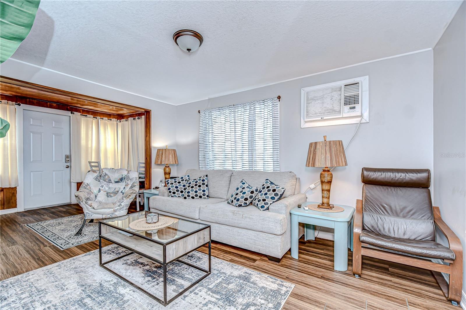 Image 13 of 34 For 5437 Delette Avenue S A