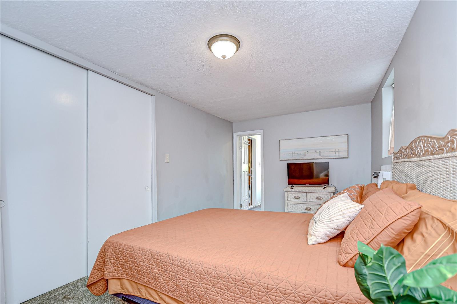 Image 21 of 34 For 5437 Delette Avenue S A