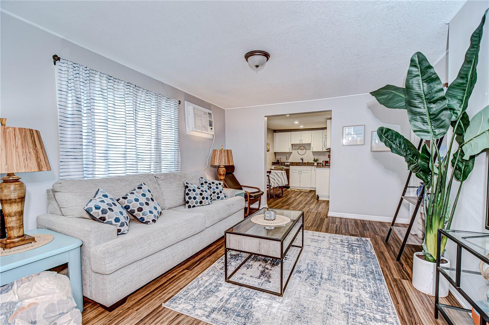 Image 3 of 34 For 5437 Delette Avenue S A