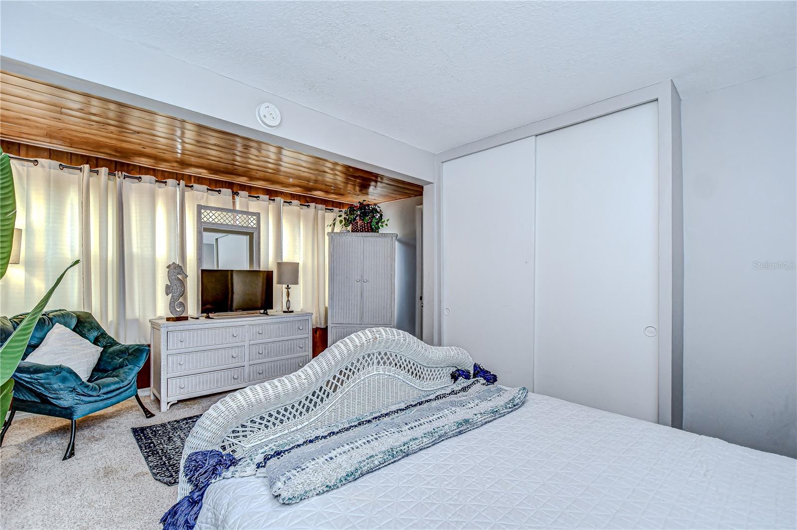 Image 9 of 34 For 5437 Delette Avenue S A