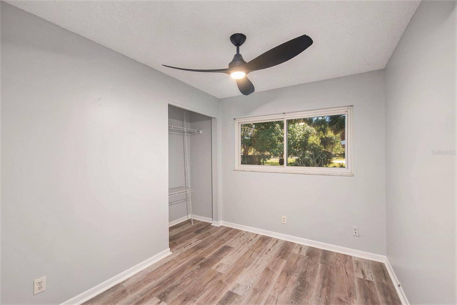 Image 11 of 20 For 4516 Paxton Avenue