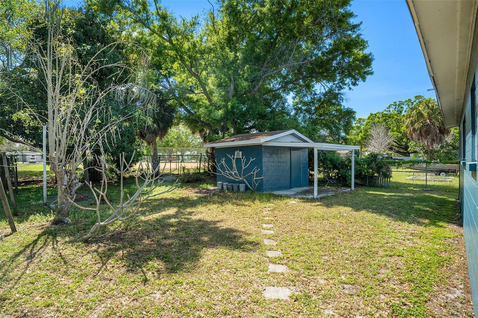 Image 13 of 20 For 4516 Paxton Avenue
