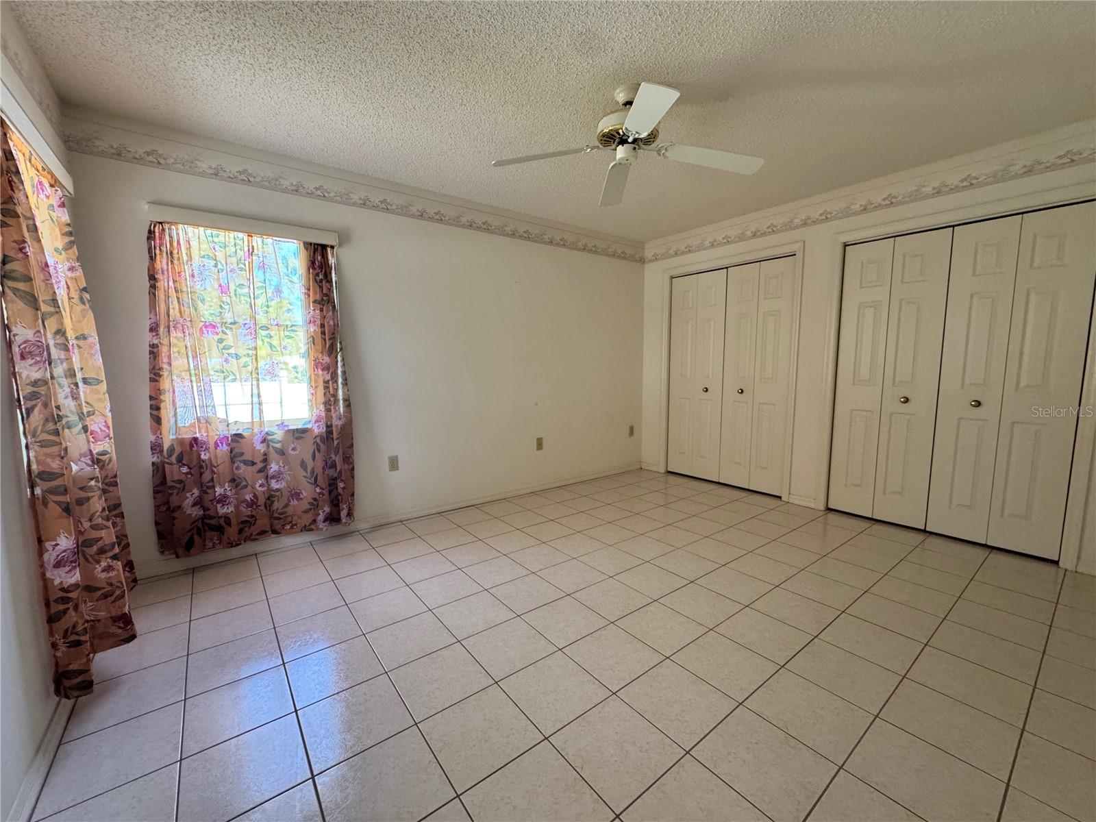 Image 15 of 35 For 4593 Goldcoast Avenue