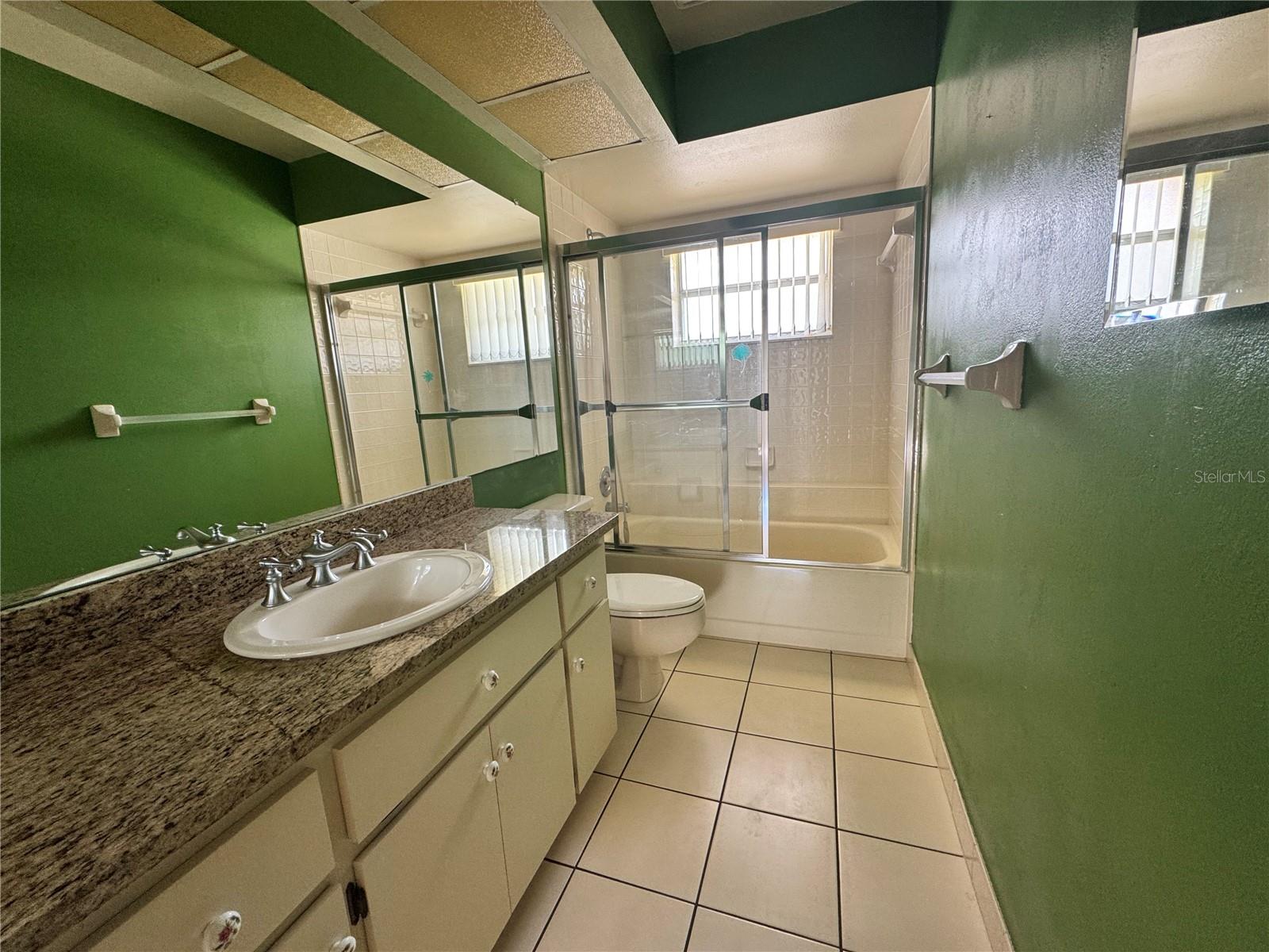 Image 18 of 35 For 4593 Goldcoast Avenue