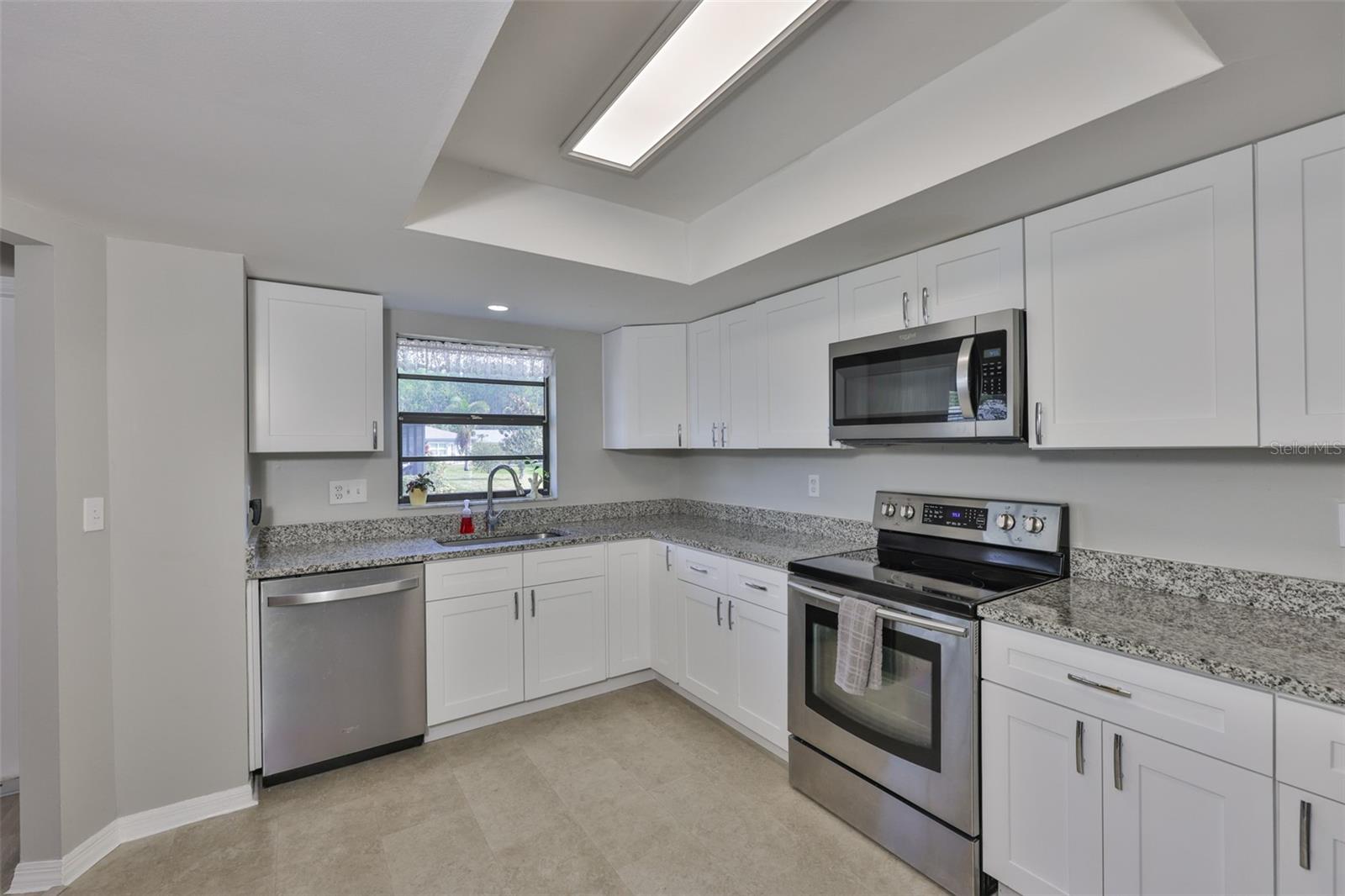 Image 7 of 85 For 2115 Halcyon Drive 510