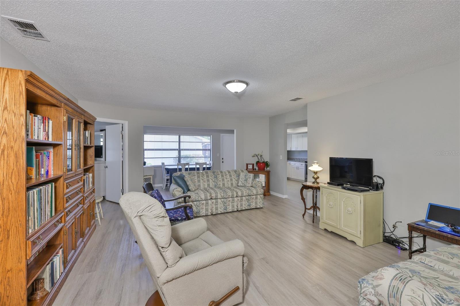 Image 73 of 85 For 2115 Halcyon Drive 510