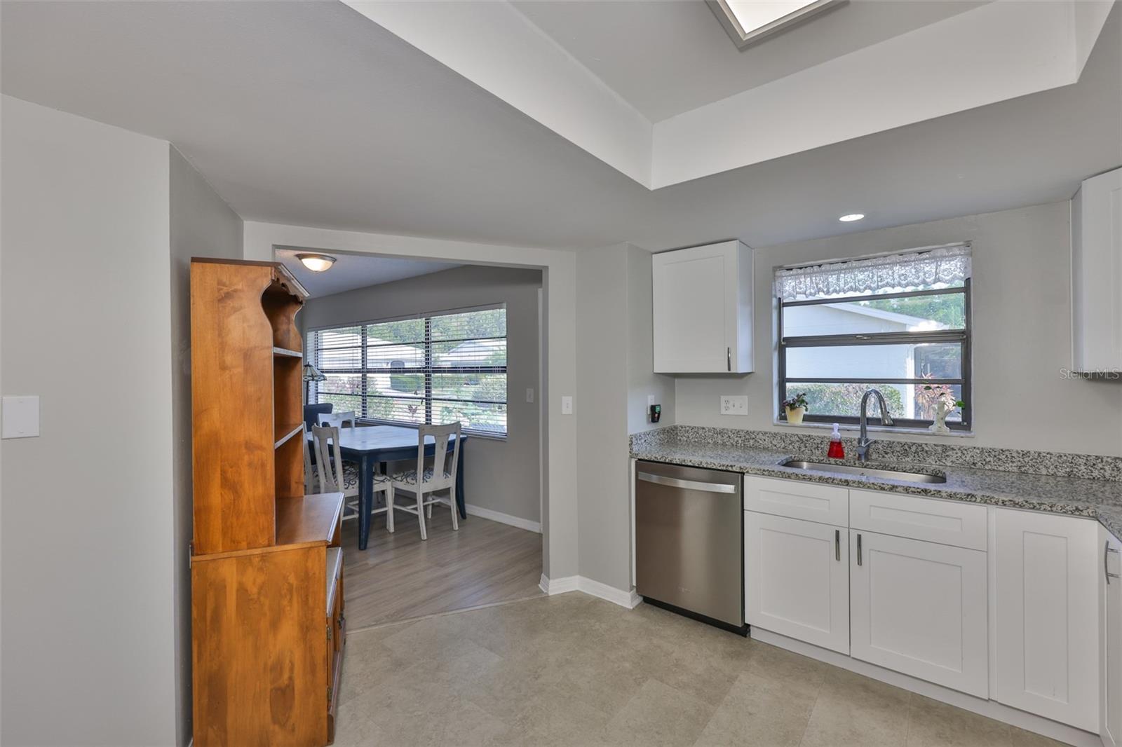 Image 8 of 85 For 2115 Halcyon Drive 510