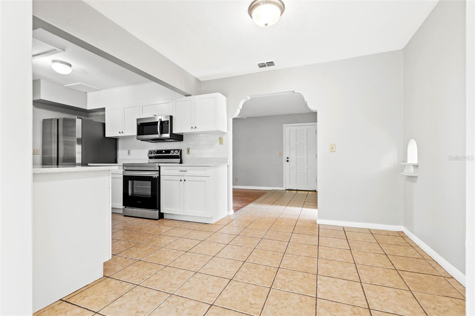 Image 12 of 19 For 1005 Woodlawn Avenue